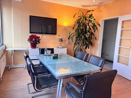 Foto - Büro in München 700,00 € 50 m² - 700,00&nbsp;EUR Kaltmiete, ca.&nbsp; 50,00&nbsp;m&sup2;