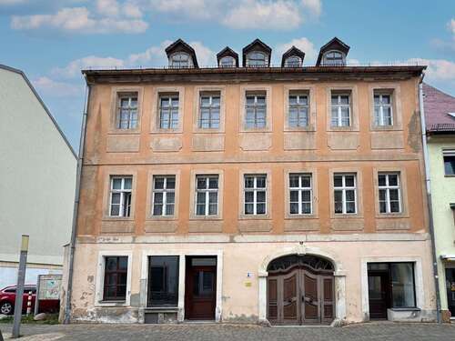 Foto - Haus zum Kaufen in Borna 250.000,00 € 266.86 m²