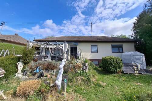 Foto - Haus zum Kaufen in Röhrmoos 695.000,00 € 110.8 m²