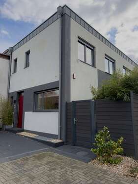Foto - Haus zum Kaufen in Krefeld Oppum 855.000,00 € 139.6 m²