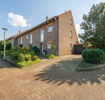 Haus zum Kaufen in Bottrop 370.000,00 € 130.05 m²