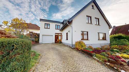 Foto - Haus zum Kaufen in Neuwied 488.000,00 € 191.68 m²