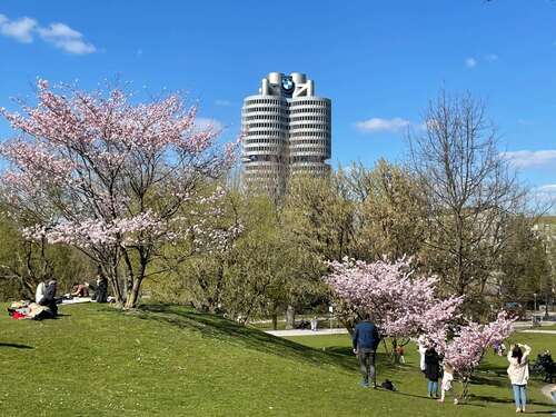 Foto - Haus zum Kaufen in München 6.990.000,00 € 910 m²