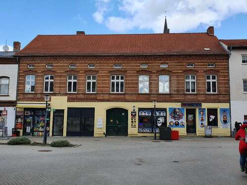 Foto - Wohnung zum Mieten in Burg 395,00 € 89.97 m²