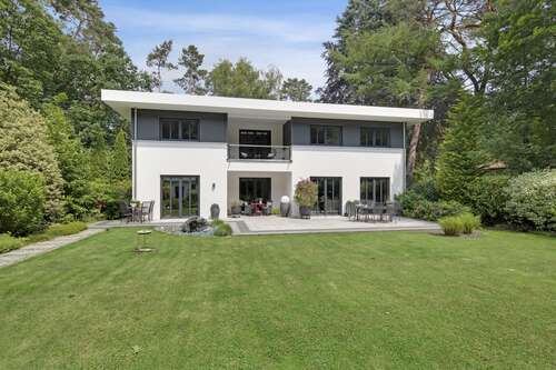 Foto - Haus zum Kaufen in Groß Glienicke 1.495.000,00 € 243.92 m²