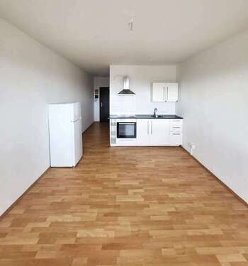 Foto - Wohnung zum Mieten in Rötha 325,00 € 32.5 m²