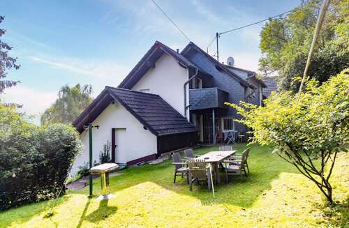 Foto - Haus zum Kaufen in Windeck 170.000,00 € 140 m²