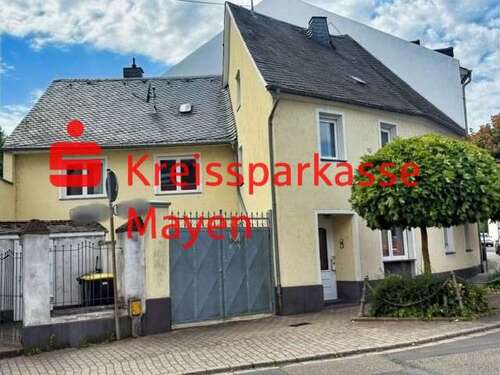 Foto - Haus zum Kaufen in Polch 299.000,00 € 140 m²