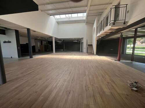 Foto - Einzelhandel in Singen 3.800,00 € 380 m²