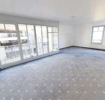 Büro in Lage 379.900,00 € 295 m²