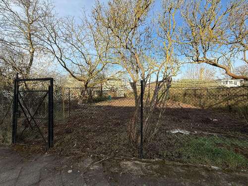 Foto - Grundstück zu verkaufen in Falkensee 315.000,00 € 869 m²