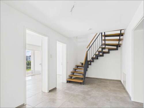 Foto - Haus zum Mieten in Haibach 1.885,00 € 145 m²