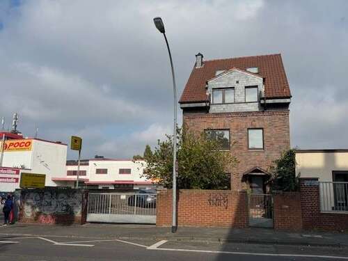 Foto - Haus zum Kaufen in Mönchengladbach 689.000,00 € 240 m²