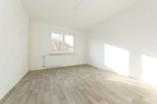 Foto - Wohnung zum Mieten in Burg 280,00 € 16.42 m²