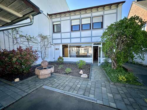 Foto - Haus zum Kaufen in Düren 355.000,00 € 170 m²