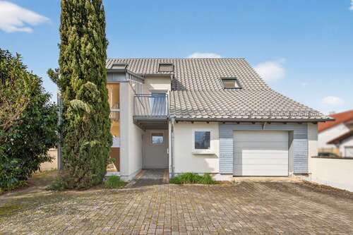 Foto - Haus zum Kaufen in Linkenheim-Hochstetten 545.000,00 € 132 m²