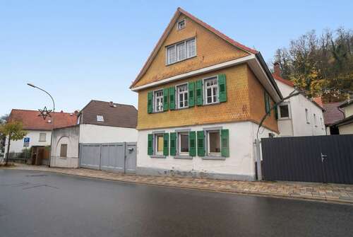 Foto - Haus zum Kaufen in Seeheim-Jugenheim 599.500,00 € 283 m²