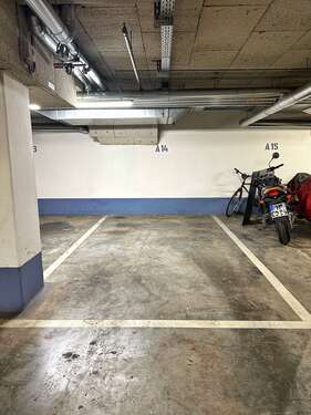 Foto - Garage zu vermieten in München 150,00 € 12 m²
