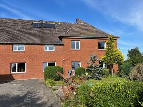 Foto - Haus zum Kaufen in Aerzen 380.000,00 € 279.02 m²