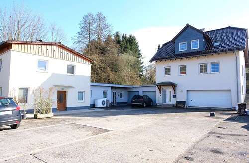 Foto - Haus zum Kaufen in Wildeck Richelsdorf 349.000,00 € 342 m²