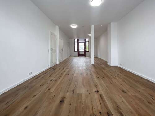 Foto - Haus zum Mieten in Kaiserslautern 2.100,00 € 190 m²
