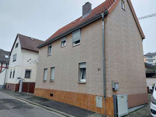 Foto - Haus zum Kaufen in Lahnau 160.000,00 € 107.73 m²