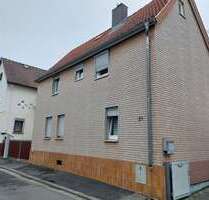 Haus zum Kaufen in Lahnau 160.000,00 € 107.73 m²