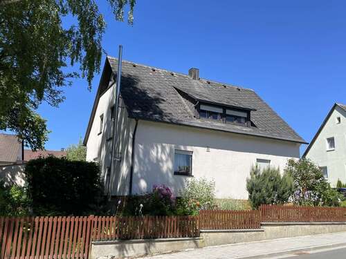 Foto - Haus zum Kaufen in Tirschenreuth 180.000,00 € 135 m²