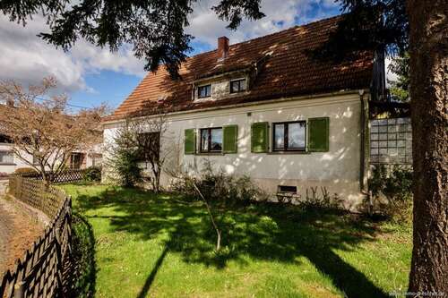 Foto - Haus zum Kaufen in Merchweiler Wemmetsweiler 225.000,00 € 165 m²