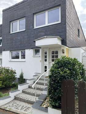 Foto - Haus zum Kaufen in Untereisesheim 445.000,00 € 122 m²