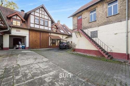 Foto - Haus zum Kaufen in Mommenheim 917.000,00 € 395 m²