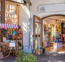 Einzelhandel in München 1.768,00 € 61 m²