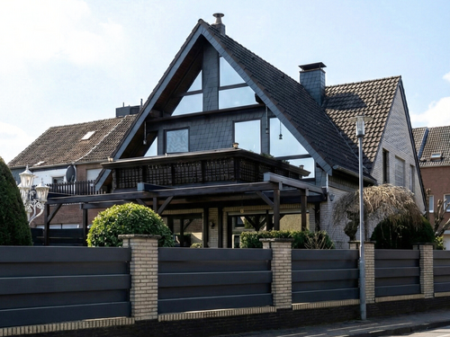 Foto - Haus zum Kaufen in Mönchengladbach 895.000,00 € 251 m²