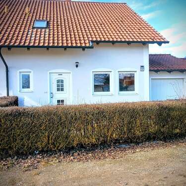 Foto - Haus zum Kaufen in Perkam 390.000,00 € 129 m²