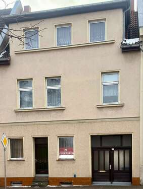 Foto - Haus zum Kaufen in Bernburg (Saale) 65.000,00 € 194 m²