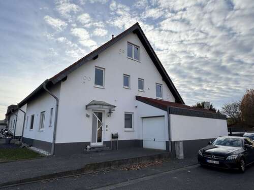 Foto - Haus zum Kaufen in Hückelhoven Ratheim 330.000,00 € 103.17 m²
