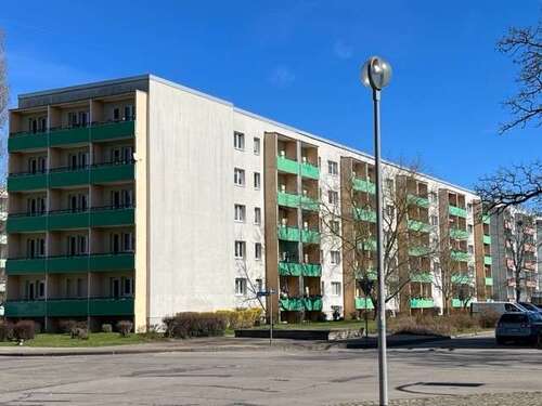 Foto - Wohnung zum Mieten in Brandenburg an der Havel 182,72 € 28.11 m²