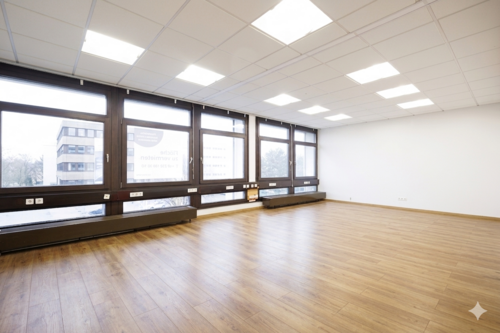 Foto - Büro in Erkrath 495,00 € 77 m² - 495,00&nbsp;EUR Kaltmiete, ca.&nbsp; 77,00&nbsp;m&sup2;