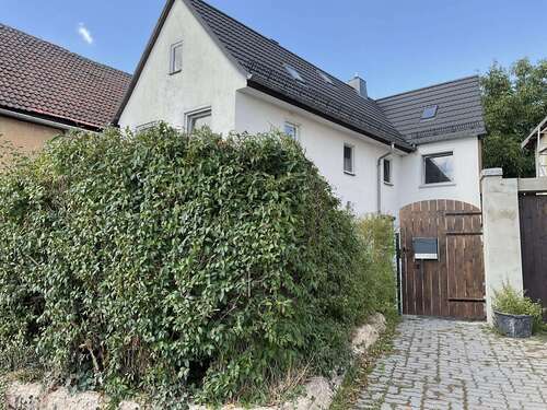 Foto - Haus zum Kaufen in Ronneburg 215.000,00 € 170 m²