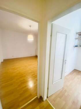 Foto - Wohnung zum Mieten in Wiesbaden 380,00 € 36 m²