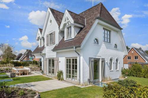 Foto - Haus zum Kaufen in Wenningstedt-Braderup (Sylt) 6.600.000,00 € 261 m²