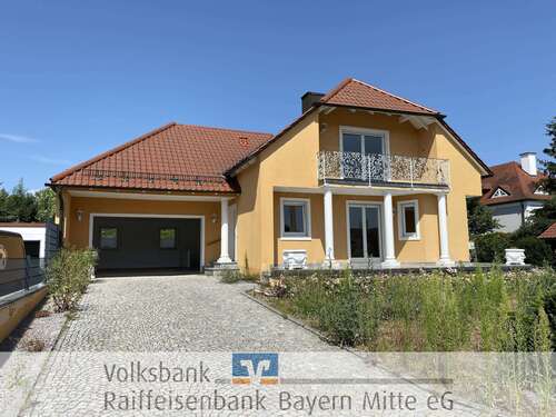 Foto - Haus zum Kaufen in Abensberg 685.000,00 € 152 m²