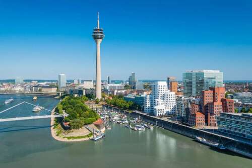 Foto - Haus zum Kaufen in Düsseldorf-Angermund 1.120.000,00 € 200 m²