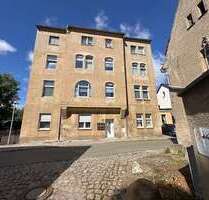 Haus zum Kaufen in Zeitz 195.000,00 € 350 m²