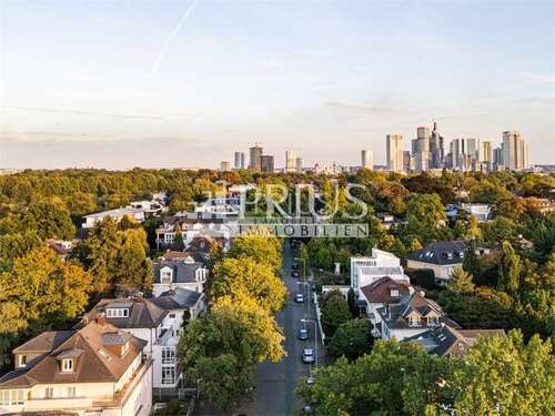 Foto - Haus zum Kaufen in Frankfurt 4.500.000,00 € 400 m²