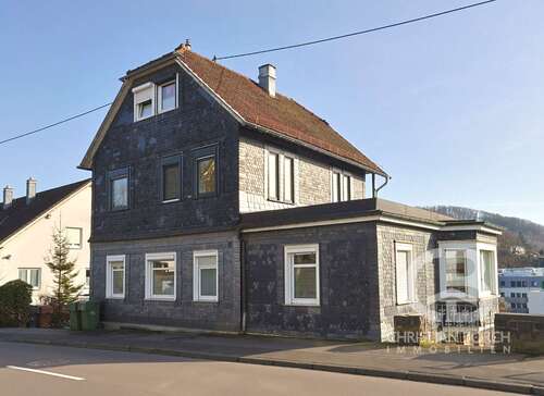 Foto - Haus zum Kaufen in Gummersbach 379.000,00 € 285 m²