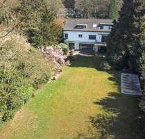 Haus zum Kaufen in Meerbusch 2.990.000,00 € 300 m²