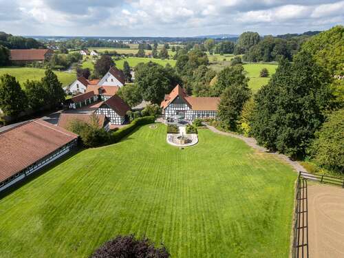 Foto - Grundstück zu verkaufen in Borgholzhausen 3.950.000,00 € 39000 m²