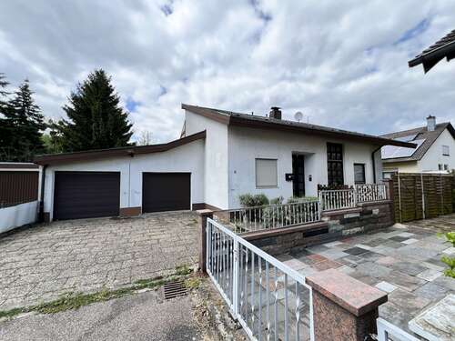 Foto - Haus zum Kaufen in Linkenheim-Hochstetten 598.000,00 € 188 m²