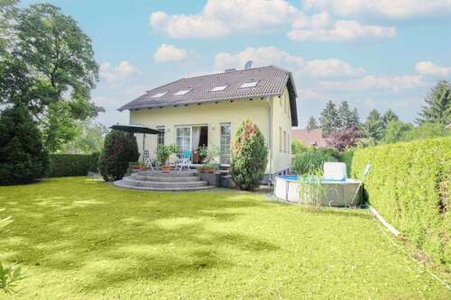 Foto - Haus zum Kaufen in GlienickeNordbahn 675.000,00 € 157 m²